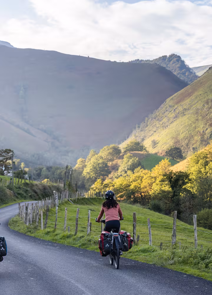 Cyclistes en montagne sur La Scandibérique