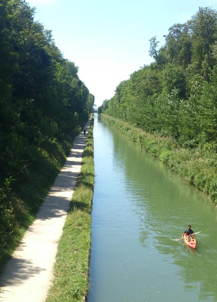 Le canal de l'Ourcq vers Sevran Livry