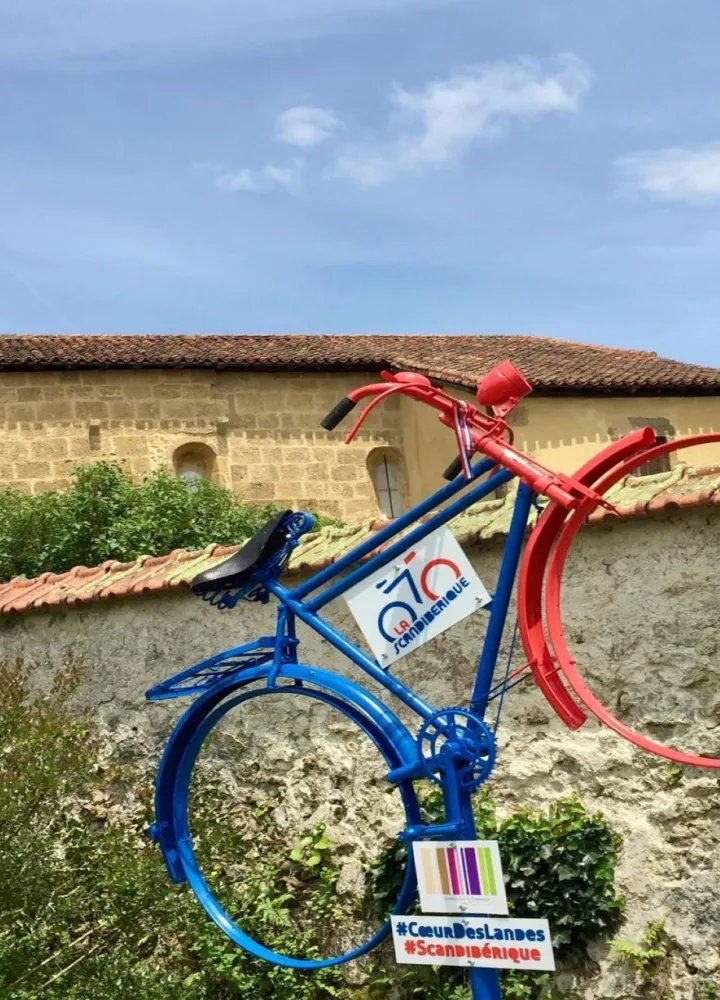 Vélo coloré sur la Scandibérique