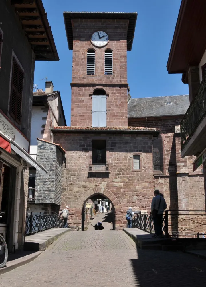 Porte Saint-Jacques à Saint-Jean-Pied-de-Port