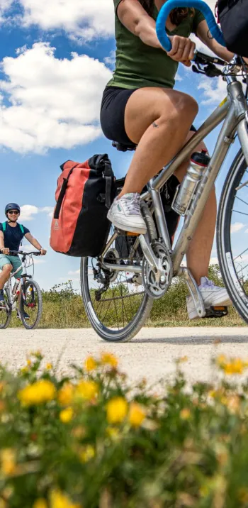 Cyclistes sur La Seine à vélo