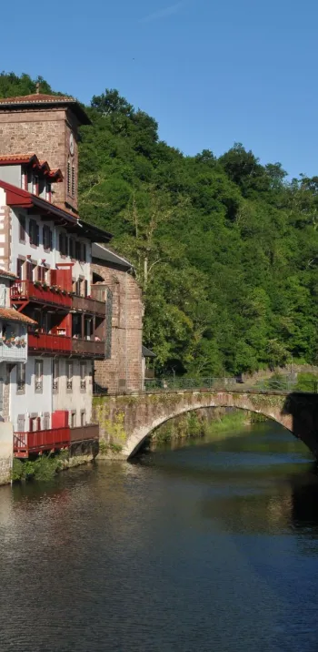 Pont neuf à Saint-Jean-Pied-de-Port