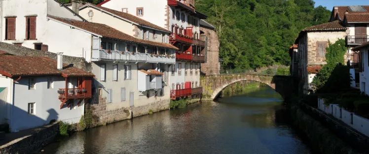 Pont neuf à Saint-Jean-Pied-de-Port