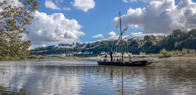 Balade en bateau traditionnel sur la Loire avec Millière Raboton
