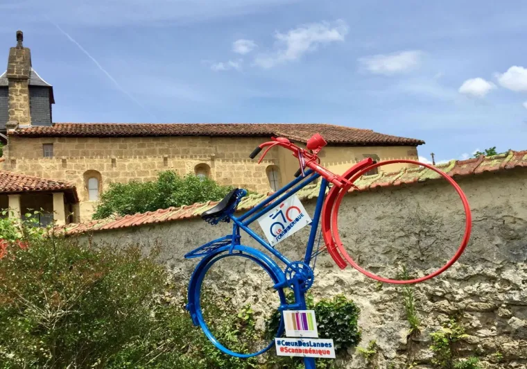 Vélo coloré sur la Scandibérique
