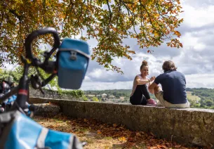 Cyclistes Scandibérique Angoulême rempart